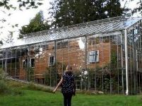 绿建创意：一间能收集太阳能、储存雨水的玻璃房子